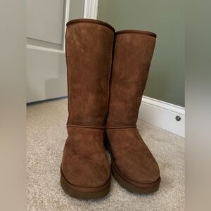 Chestnut Ugg Boot